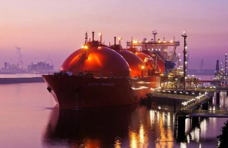 Золотий час для СПГ: газовий флот може стати прокляттям Путіна