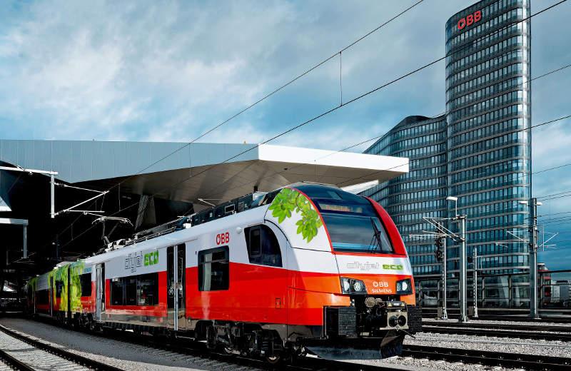 В Австрии испытывают первый гибридный поезд
