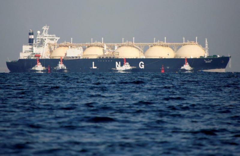 Європейські імпортери почали зберігати СПГ просто на танкерах у морі