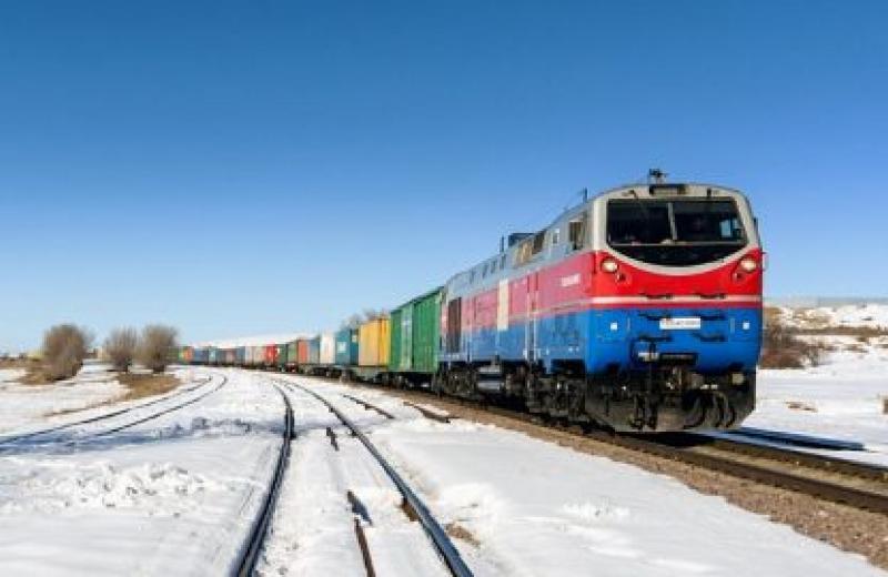 Казахстан може заборонити транзит підсанкційних товарів до РФ та Білорусі