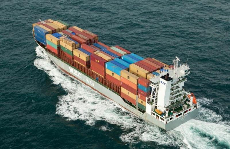 Компанія WEC Lines відкриває нові морські контейнерні лінії до Великої Британії