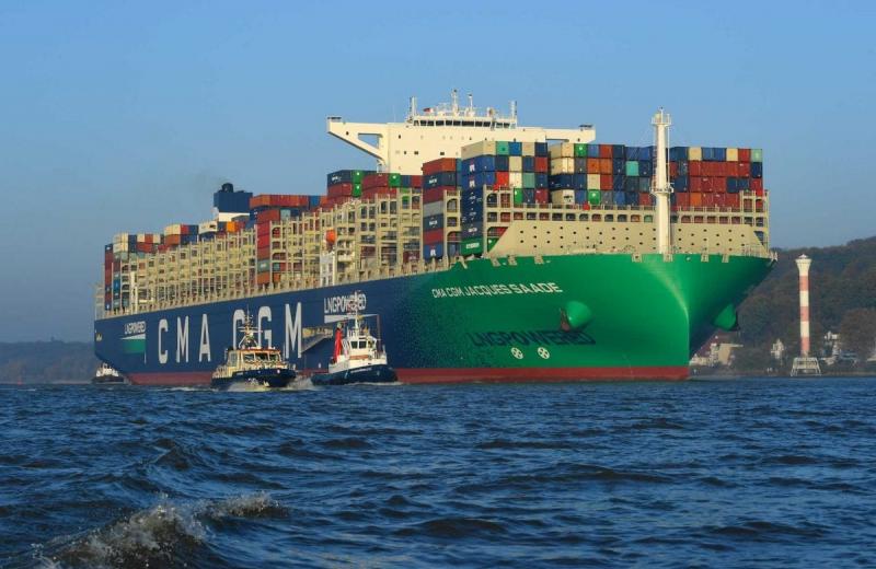 До Європи прибуло найбільше у світі контейнерне судно, що працює на СПГ