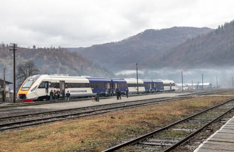 Українська залізниця запускає новий рейс до Румунії