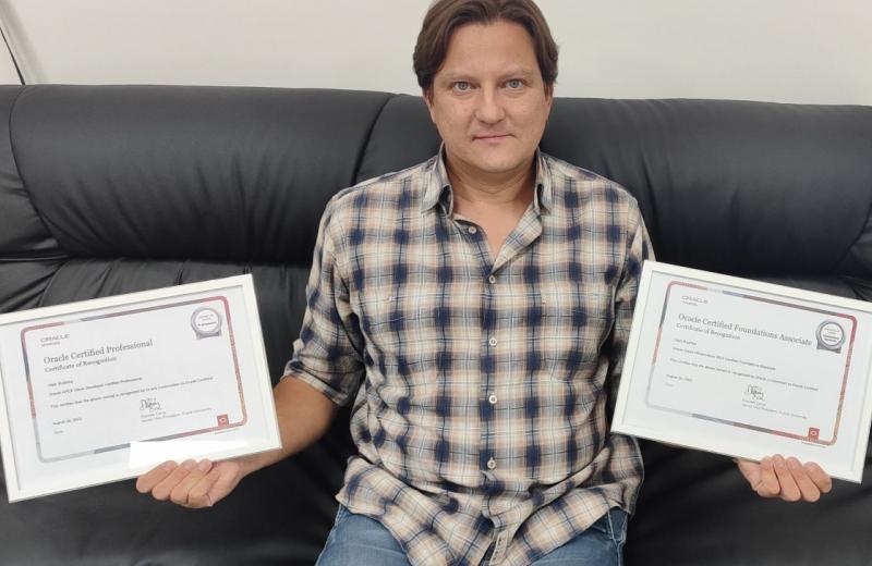 Олег РОШКА отримав сертифікатиOracle APEX Cloud Developer