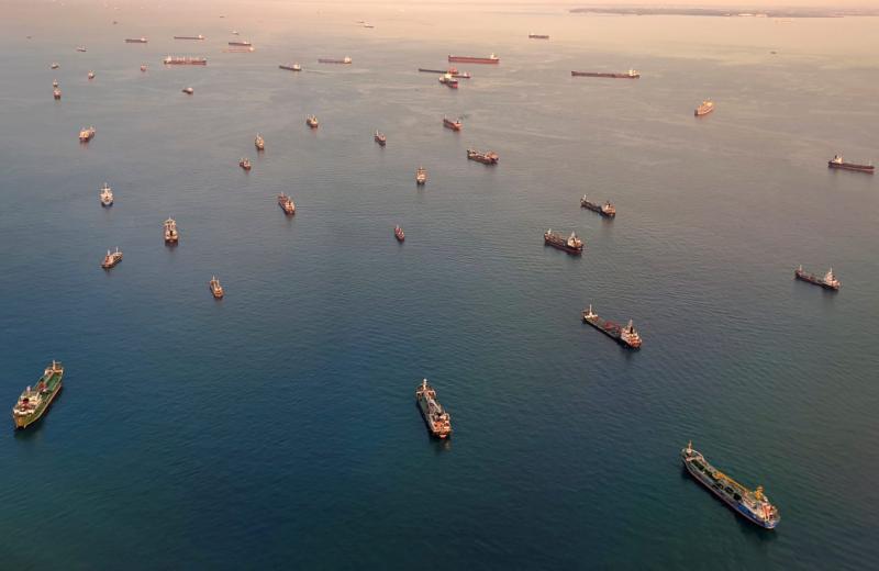 У Гвінейській затоці та Сінгапурській протоці зросла кількість піратських нападів на цивільні судна