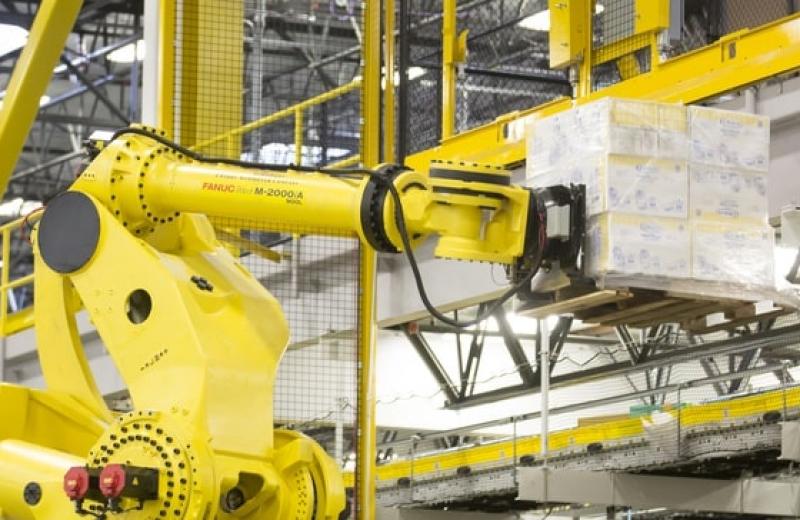 У Північній Америці зростає продаж промислових роботів