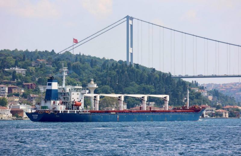 Турецький суд забороняє будувати канал поруч з Босфором
