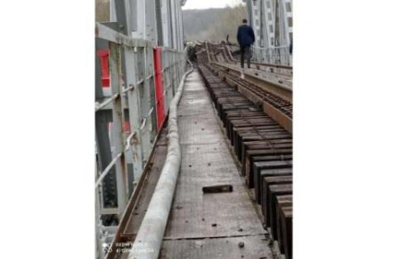 У Білгородській області припинено рух залізничних потягів через підрив мосту