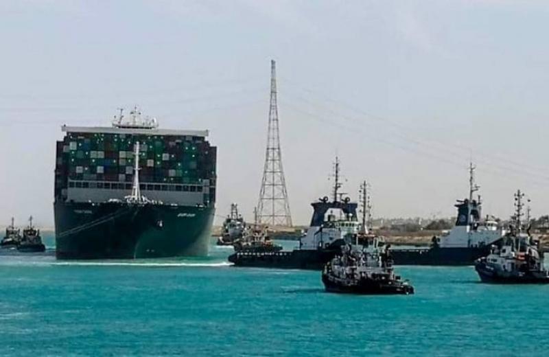 Адміністрація Суецького каналу зменшує компенсаційні вимоги на 300 млн доларів