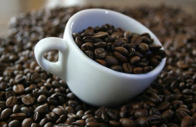 Імпортери кави створюють додаткові запаси