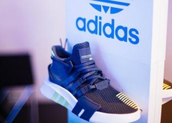 Чистий прибуток Adidas у першому кварталі зменшився на 97%
