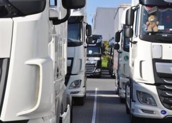 У Польщі дефіцит вантажівок. Окремі постачальники не приймають замовлення навіть на 2023 рік