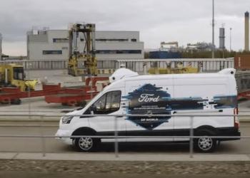 Ford проводить випробування автономного авто для доставки посилок
