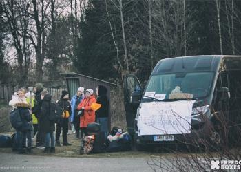 Freedom Buses допомагають українцям, які рятуються від війни