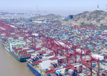 Шанхайський порт відкриває гігантський центр перевезення порожніх контейнерів