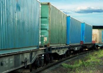 Регулярный контейнерный поезд связал Украину и Польшу