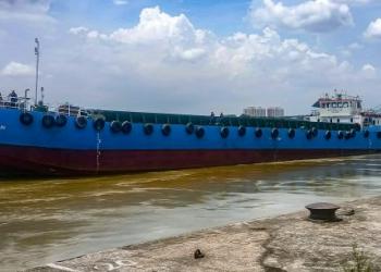 Maersk оптимізує логістику в Індії, яка подвоює рух річкових барж