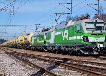 Фінська компанія запустила рекордний за вагою потяг