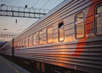 За рік пасажирообіг в Україні скоротився удвічі