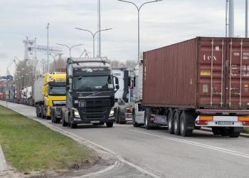 Вантажівки польських перевізників