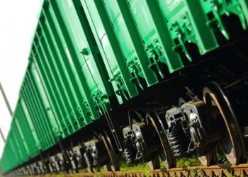 Україна удвічі скоротила виробництво вантажних залізничних вагонів