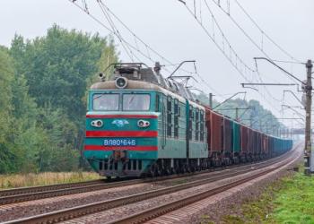 Українська залізниця встановить додаткові генератори для безперебійного енергопостачання електровозів