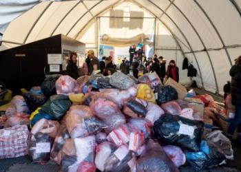«Укрзалізниця» організувала пункти приймання міжнародної гуманітарної допомоги в Польщі