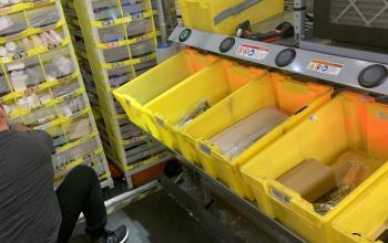 Amazon зачиняє дистриб'юторські центри у Франції