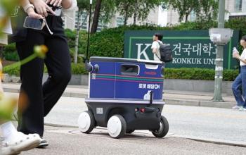 Торгова мережа з Південної Кореї тестує нове покоління роботів-доставщиків