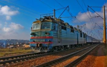 Європейські залізниці доставили до України вже понад 10 тис. тонн гуманітарної допомоги
