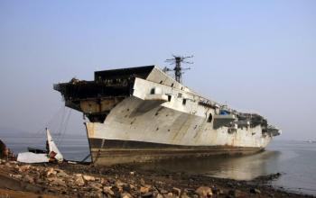 Індія пропонує заборонити експлуатацію старих суден
