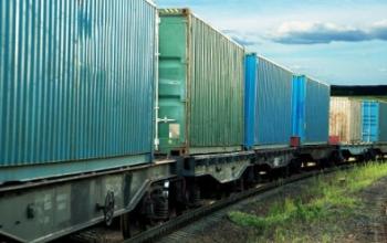 Регулярный контейнерный поезд связал Украину и Польшу
