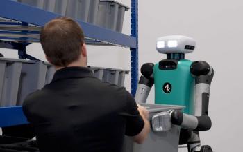 Amazon починає випробовування двоногих мобільних роботів