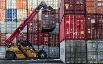 На червень прогнозують нову хвилю збільшення тарифів на контейнерні перевезення з Азії