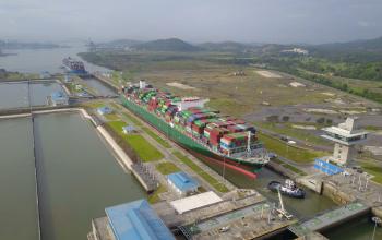 На Панамському каналі зменшили максимальну осадку суден