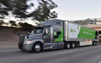У США безпілотні вантажівки відправляють на відстань 1600 км