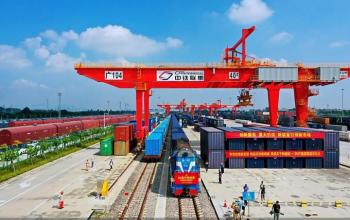 На китайській залізниці будуть використовувати великі 50-футові контейнери
